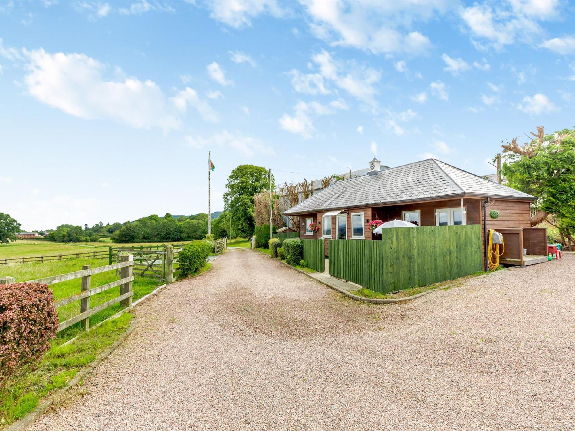 The Stables Villa Forden Eksteriør bilde